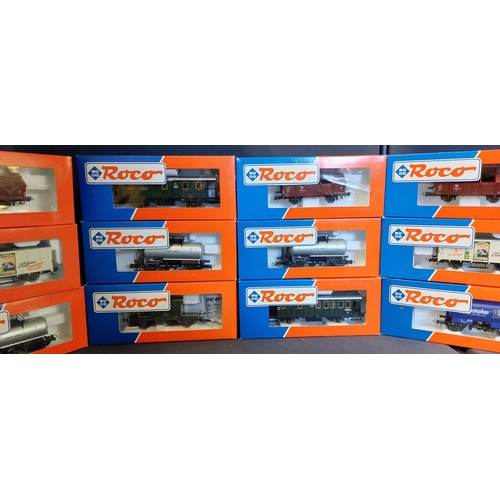 947 - 12 Boxed Roco HO Wagons / Carriages - 47078, 44835, 47271, 47271, 47369, 47078, 47078, 46754, 46963,... 