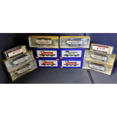 949 - 12 Boxed Wagons / Carriages - 2 x Electrotren HO 1415K, 6 x Brawa HO 2047, 4 x Heljan 4208, 4209, 42... 