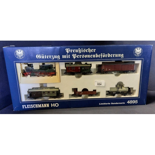 954 - Fleischmann HO Limited Series 4895 - Prussian Goods Train with Passenger Accommodation