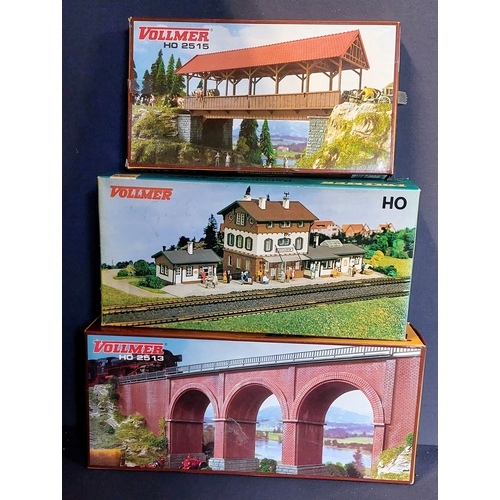 962 - 3 Boxed Vollmer HO Buildings - 2515, 2513, 3508B