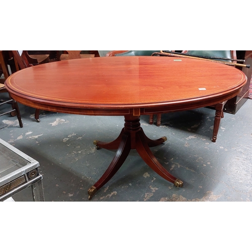 105 - Inlaid Oval Mahogany Pod Base Breakfast Table - C. 153cm W x 98cm D x 76cm H