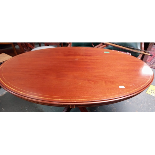 105 - Inlaid Oval Mahogany Pod Base Breakfast Table - C. 153cm W x 98cm D x 76cm H