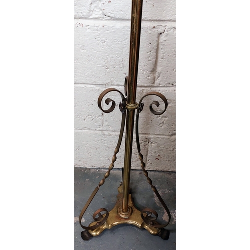 42 - Victorian Brass Extendible Oil Lamp Holder