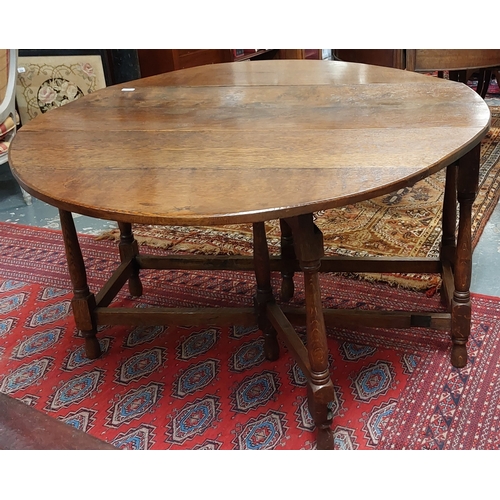 104 - Fine Oak Drop Leaf Gate Leg Table - C. 120cm W x 58cm D x 75cm H