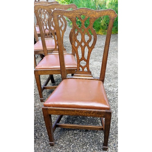 976 - Set of 8 Dining Chairs - 2 Carvers and 6 Chairs