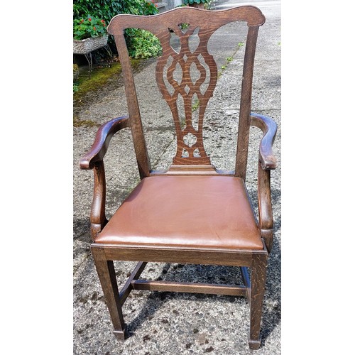 976 - Set of 8 Dining Chairs - 2 Carvers and 6 Chairs