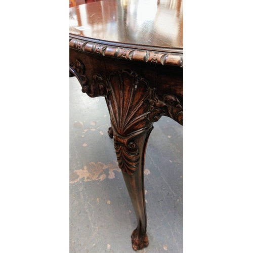 125 - Circular Mahogany Occasional Table; Highly Carved in the Chippendale Style with Paw Feet - C. 100cm ... 