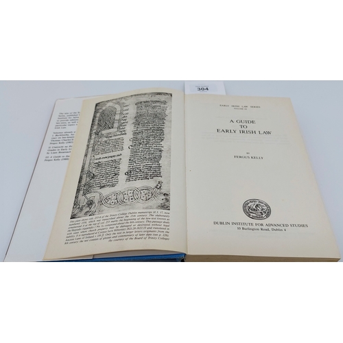 304 - Fergus Kelly - A Guide to Early Irish Law, h/b, d/j, clean, extensive index and appendices. 1988. Re... 