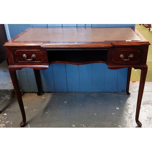 367 - Mahogany Leather Top Writing Desk with 2 Drawers - C. 103cm W x 52cm D x 76cm H