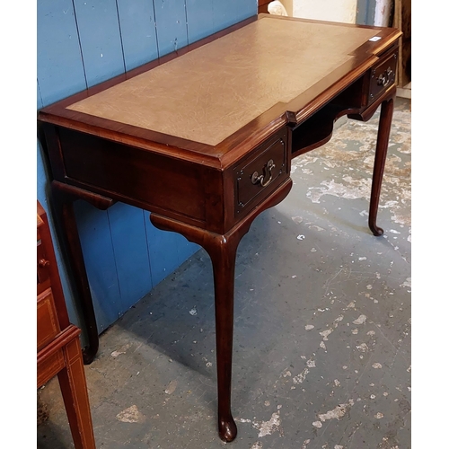 367 - Mahogany Leather Top Writing Desk with 2 Drawers - C. 103cm W x 52cm D x 76cm H