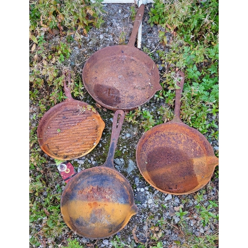 514 - 4 Cast Iron Frying Pans