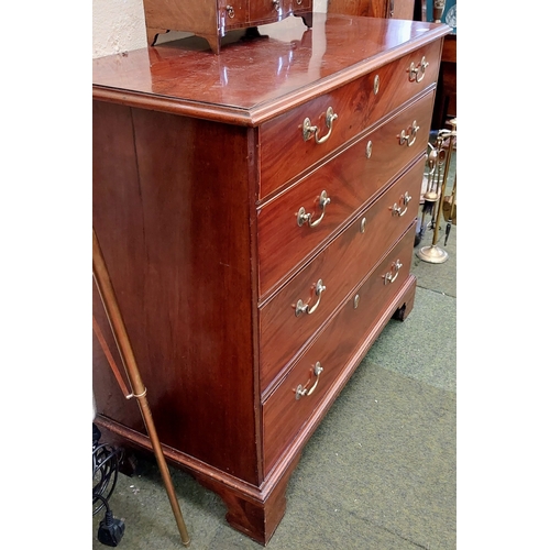 563 - Georgian Mahogany 4 Drawer Chest of Drawers with Brass Handles - C. 104cm W x 47cm D x 95cm H