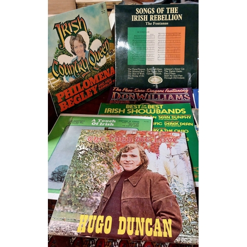 131 - Selection of Mostly Irish LP's inc Dubliners, The Fontanas, Big Tom, Jim Reeves, Johnny Cash, Don Wi... 