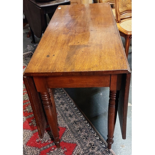 136 - Victorian Mahogany Drop Leaf Gate Leg Table - C. 122cm W x 50cm D x 73cm H