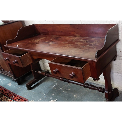 30 - Victorian Mahogany 2 Drawer Kneehole Gallery Back Washstand on Turned Stretcher Base - C. 139cm W x ... 