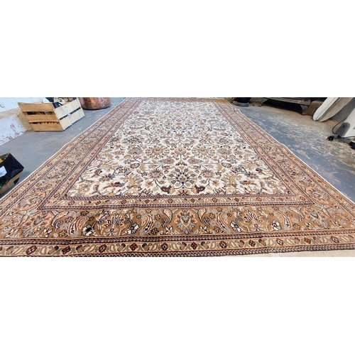 274 - Good Quality Cream Wool Rug - C. 192cm x 310cm