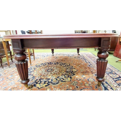 731 - Extendable Mahogany Dining Table - C. 136cm W X 240cm L (with 2 added leaves)