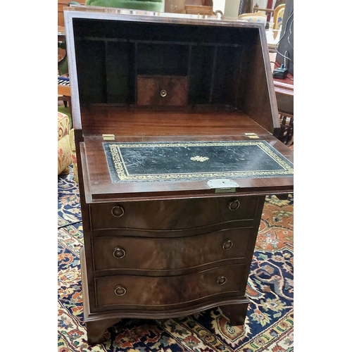 738 - Mahogany Cross Banded Serpentine Front Writing Bureau with 4 Drawers and a Gilt Tooled Leather Slope... 