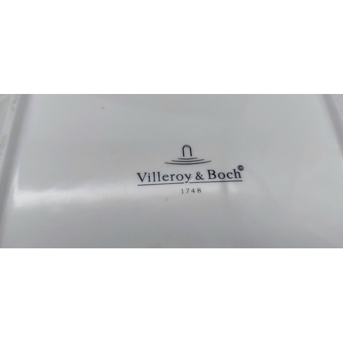 849 - 2 x Villeroy & Boch Christmas Plates - C. 24cm x 24cm