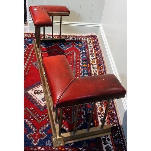 873 - Brass Adjustable Club Fender with Leather Seats - C. 135cm when closed