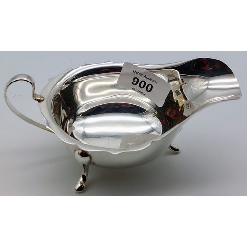 900 - Pair of Sheffield Silver Sauce Boats