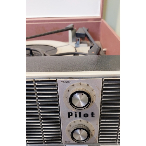 1161 - Pilot Record Player