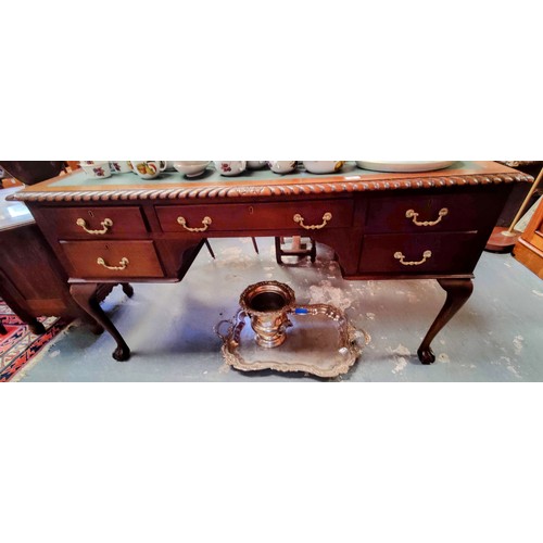 62 - Mahogany Chippendale Style Writing Desk with Leather Top - C. 143cm W x 80cm D