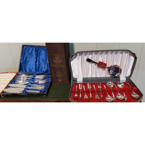 28 - Cased Sets of Coasters, Fish Knives and Forks & Dessert Forks and Spoons