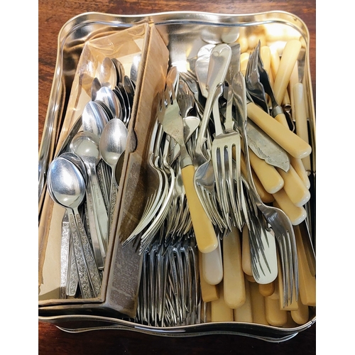 80 - Lot of Good Quality Cutlery - Forks, Knives, Spoons