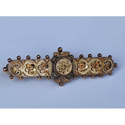 522 - Antique 9 Carat Gold Ladies Brooch with Ball and Dart Decoration