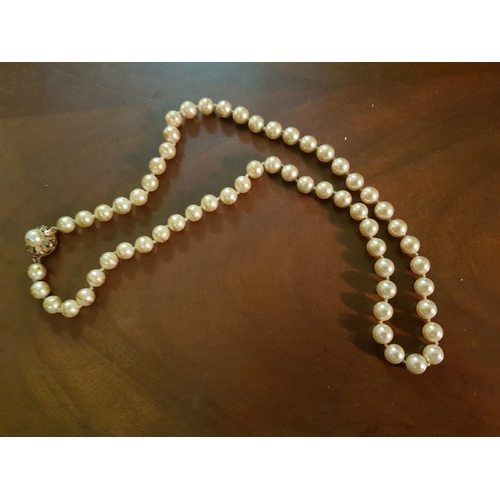 628 - White Pearl Necklace of Good Hue Approximately 18 Inches Long