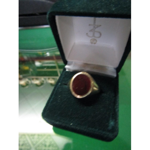 1206 - 9 Carat Yellow Gold Gents Signet Ring Size T with Oval Cornelian Set Centre Stone