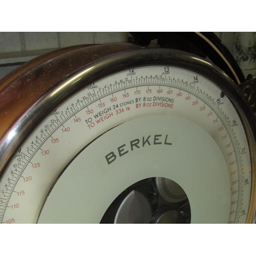 1216 - Berkel Weighing Scales Vintage Electrified Working Order Very Good Original Condition with Coin Slot... 