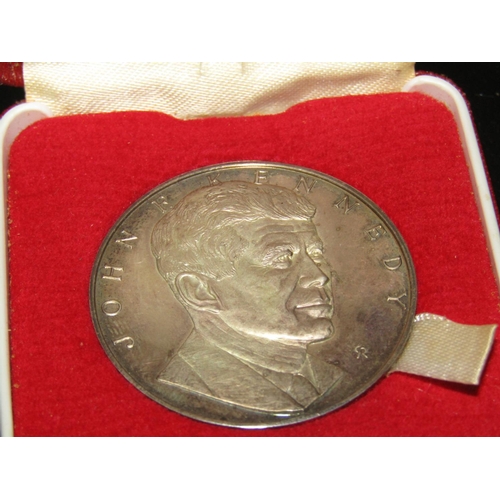 1313 - Solid Silver John F Kennedy Commemorative Coin contained within Original Presentation Case