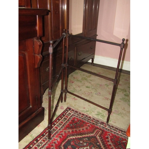 1343 - Georgian Mahogany Twin Folding Towel Rail of Turned Form