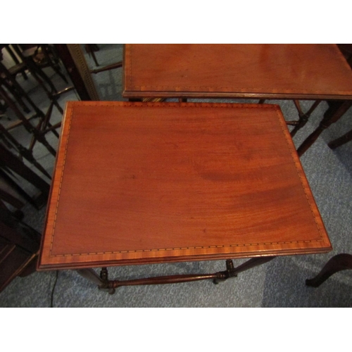 385 - Set of Three Graduated Figured Mahogany Occasional Tables with Satinwood Crossbanded Decoration abov... 