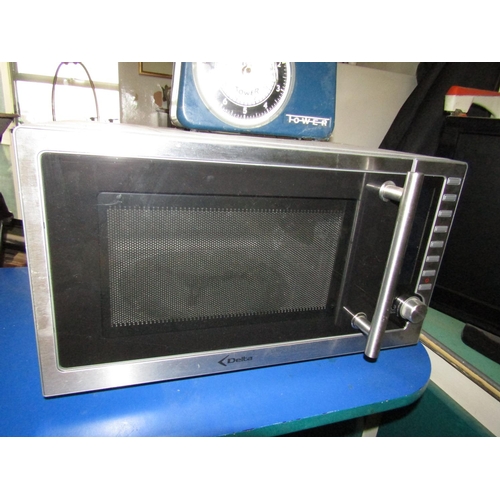 995 - Delta Brand Microwave Working Order with Vintage Tower Brand Scales with Weighing Tray Two Items in ... 