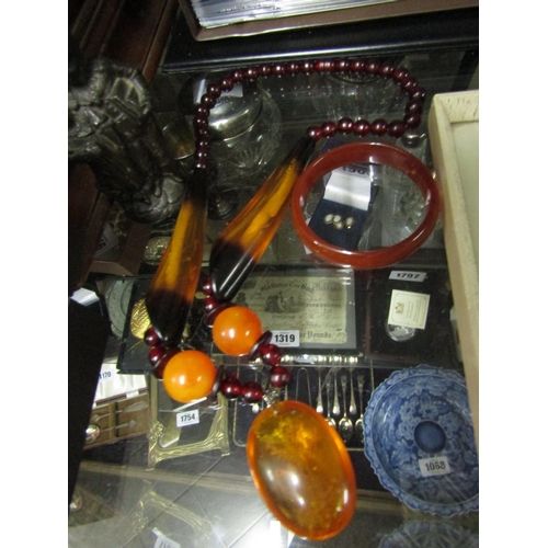 1929 - Amber Necklace and Bracelet of Good Colour Both Vintage