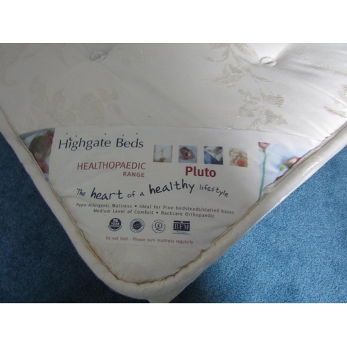 123 - 5ft Mattress with Base