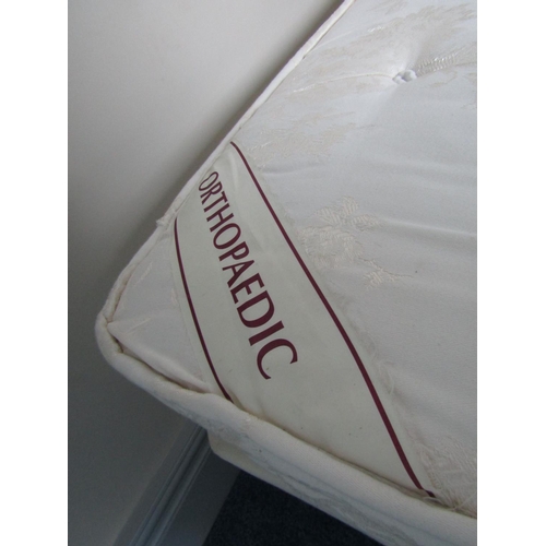 123 - 5ft Mattress with Base