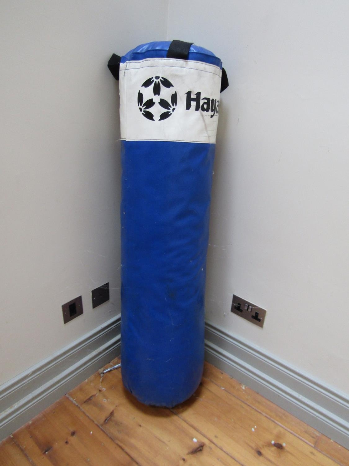 Hayashi Boxing and Kickboxing Bag with Metal Ceiling Hinge Approximately 4ft 6 Inches High