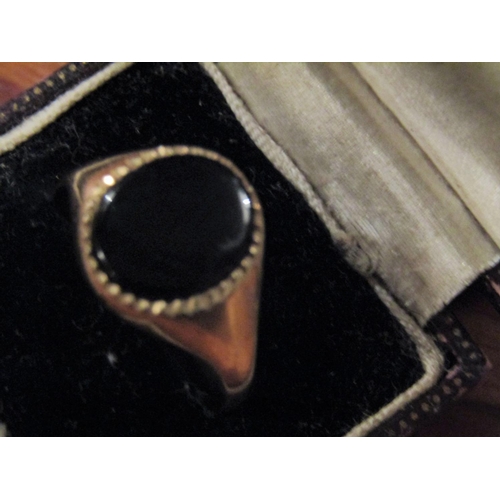 557 - Gentlemans Onyx Signet Ring Mounted on 9 Carat Yellow Gold Ring Approximate Ring Size T