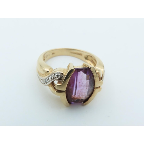 1004 - Amethyst Centre Stone Ladies Ring with Diamond Set Shoulders Mounted on 9 Carat Gold Ring Size L