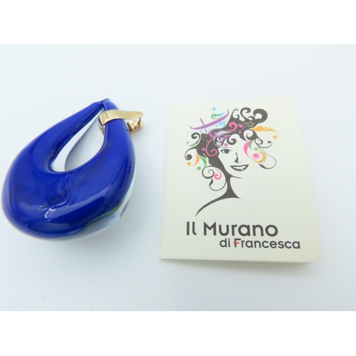 130 - Two Glass Pendants by IL Murano Di Francesca with Pendant Mounts 18 Carat Gold Each Pendant Approxim... 