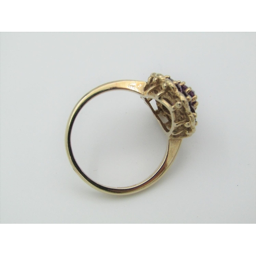 318 - Ladies Cluster Ring Mounted on 9 Carat Gold Ring Size T