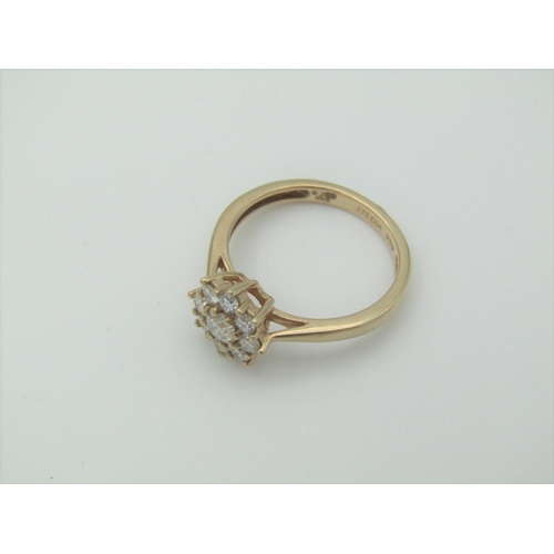 323 - 9 Carat Gold Diamond Cluster Ring Size K