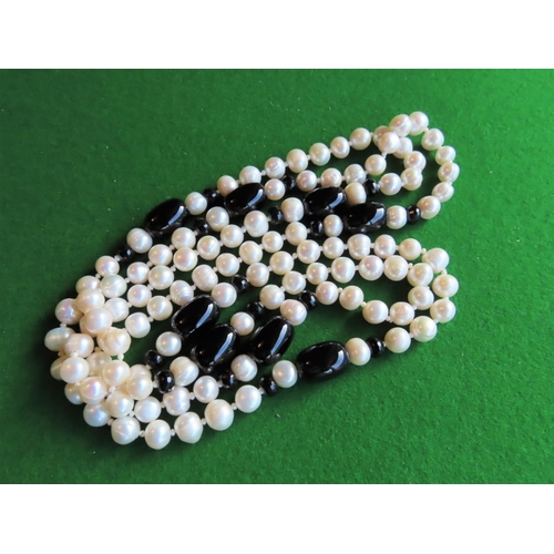 360 - Pearl and Black Jet Ladies Bead Necklace