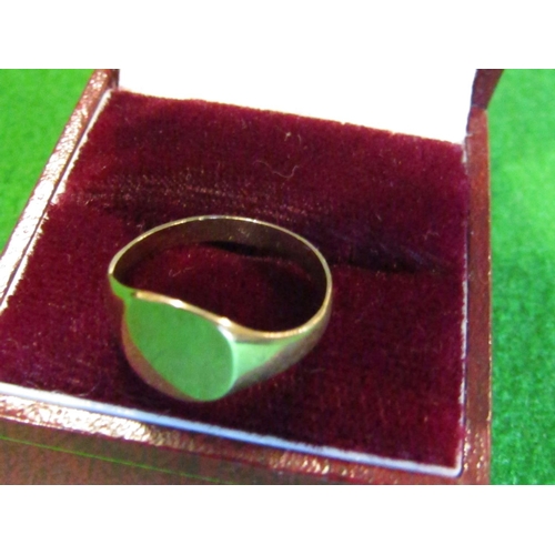 37 - Gents 9 Carat Yellow Gold Signet Ring Size O