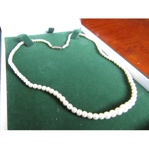 390 - 9 Carat Gold Pearl Set Ladies Necklace Mixed Link Chain Interspersed by Six Round Pearls with Spring... 