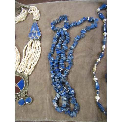 391 - Five Ladies Vintage Necklaces including Lapis Lazuli and Others Attractive Form